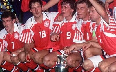 Žal za Danskom, Ponovno proširenje i umalo, povratak fudbala kući…