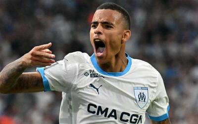 Velodrom gori dok Olimpik dočekuje kneževe!